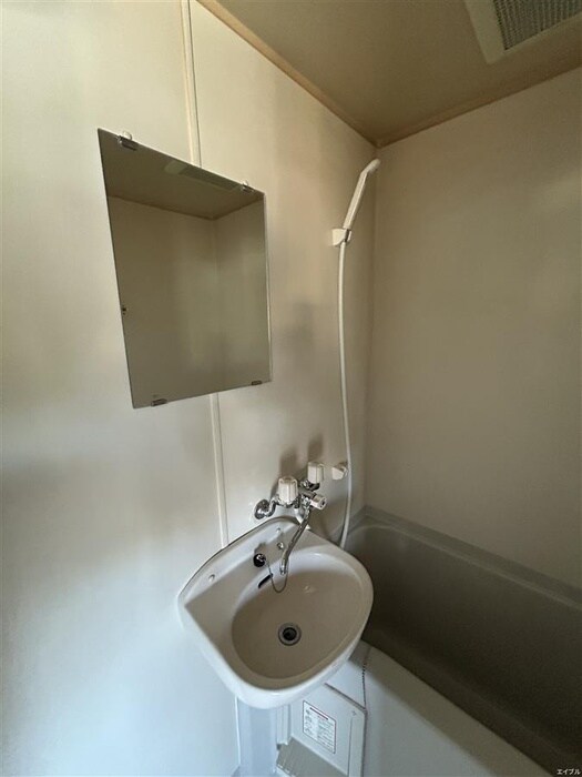 物件内観写真12　(洗面)