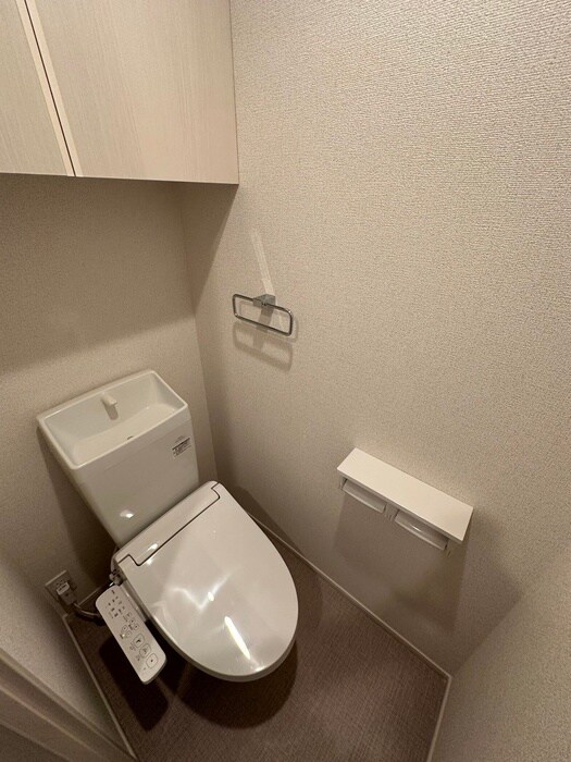 物件内観写真14　(トイレ)