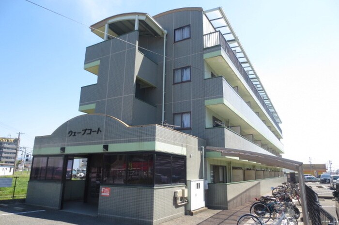 物件外観写真1　(エントランス部分)