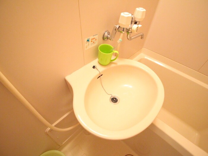 物件内観写真11　(洗面)