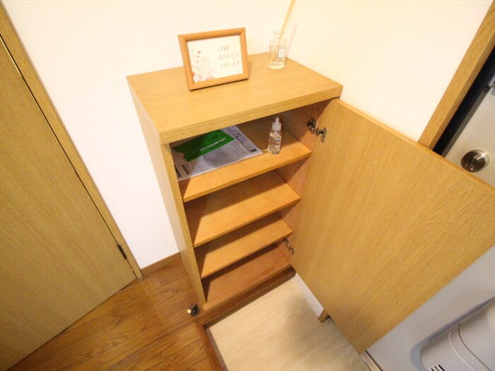物件内観写真17　(靴箱)