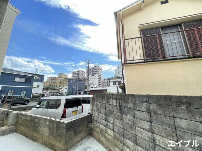 物件内観写真11　(室内からの展望)