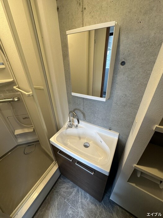 物件内観写真12　(洗面)