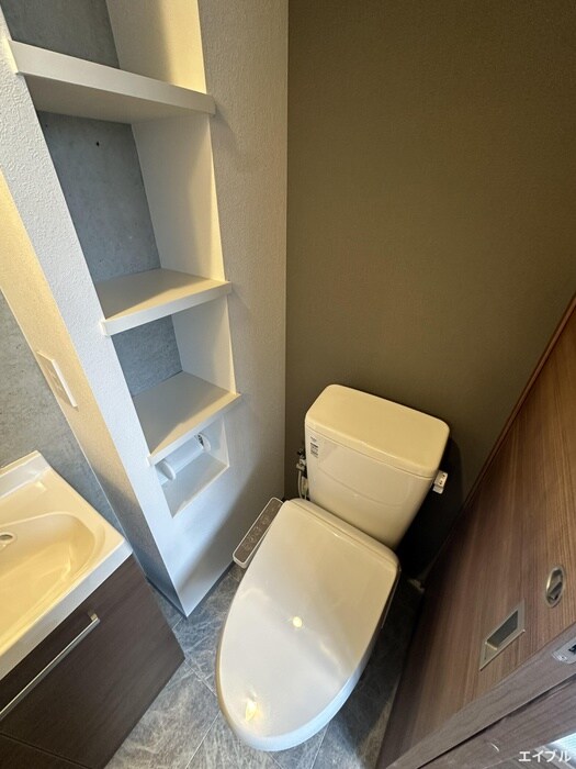 物件内観写真14　(トイレ)