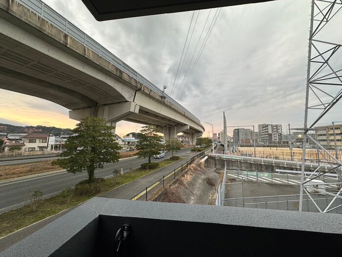 物件内観写真18　(ベランダ・バルコニー)