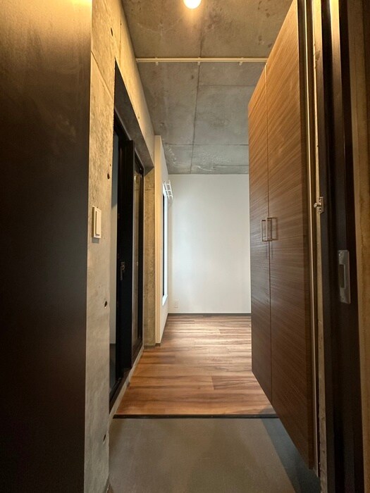 物件内観写真20　(玄関)