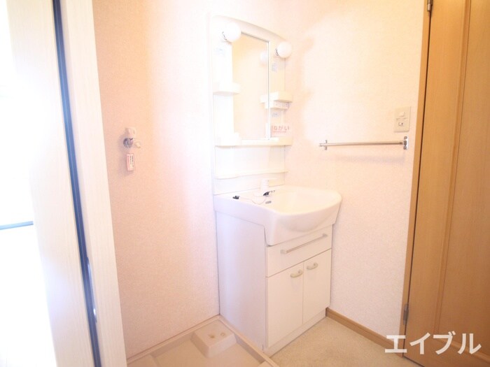 物件内観写真13　(洗面)