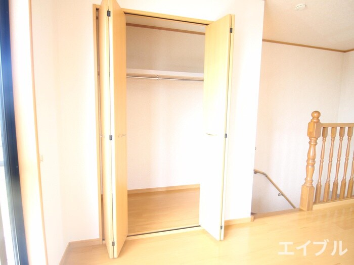 物件内観写真15　(収納)