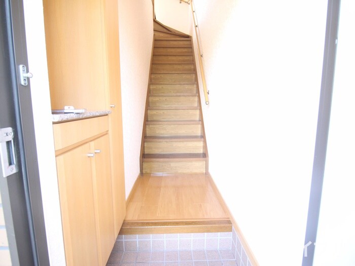 物件内観写真18　(廊下)