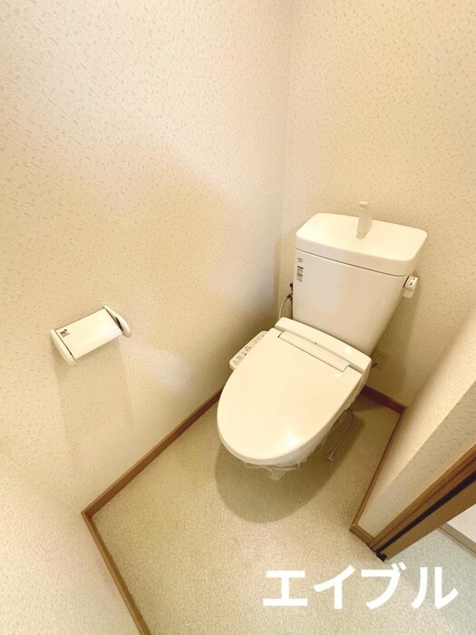 物件内観写真8　(トイレ)