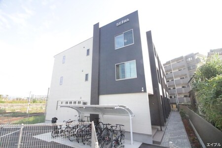 ラヴィアンローズ外観写真