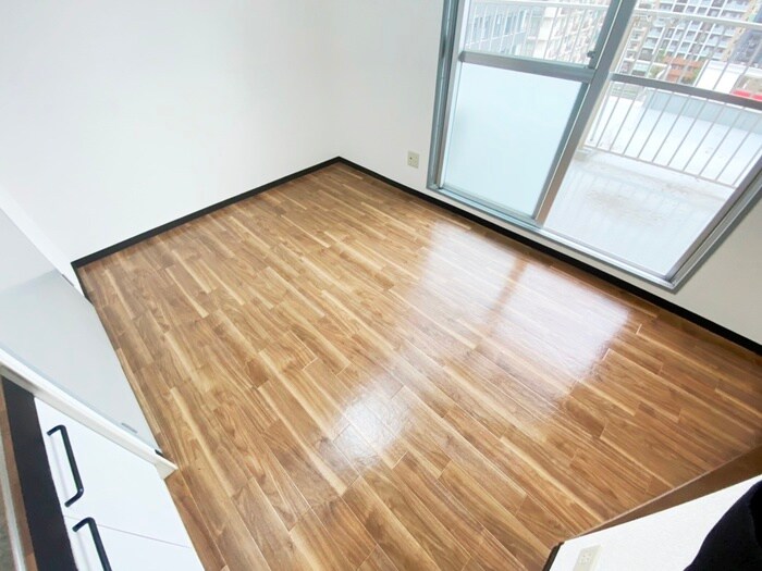 物件内観写真8　(居室)