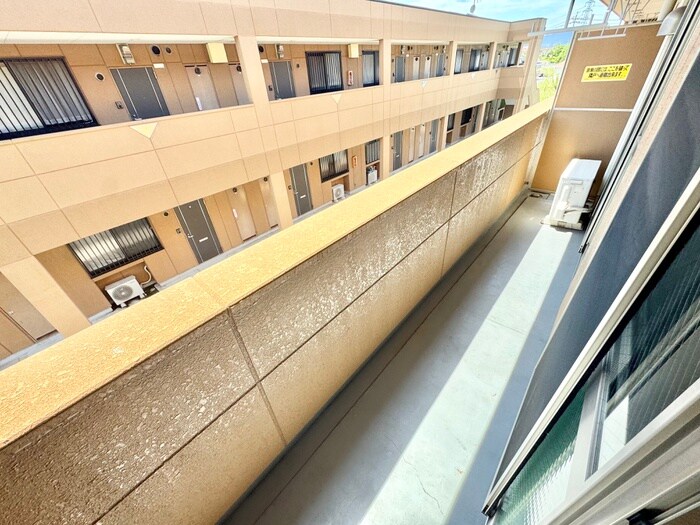 物件内観写真12　(ベランダ・バルコニー)