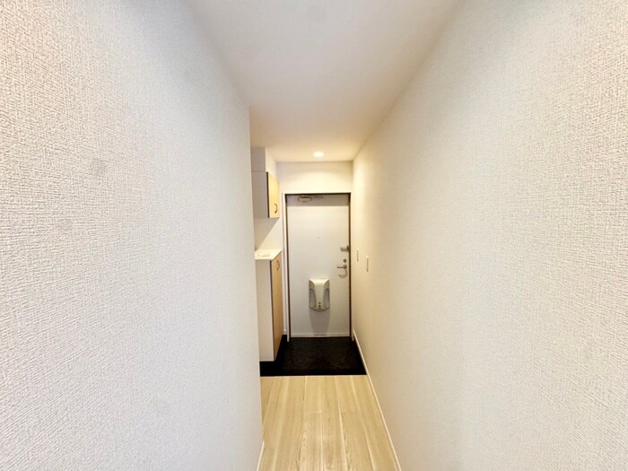 物件内観写真12　(玄関)