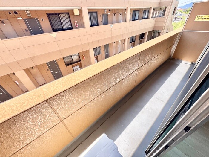 物件内観写真13　(ベランダ・バルコニー)