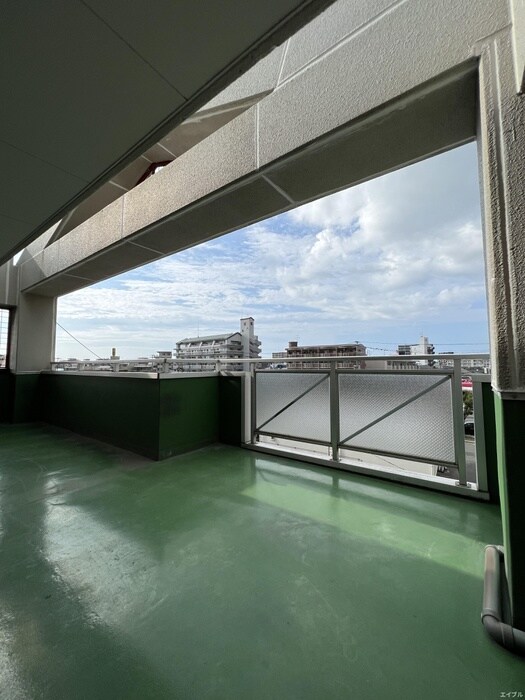 物件内観写真16　(ベランダ・バルコニー)