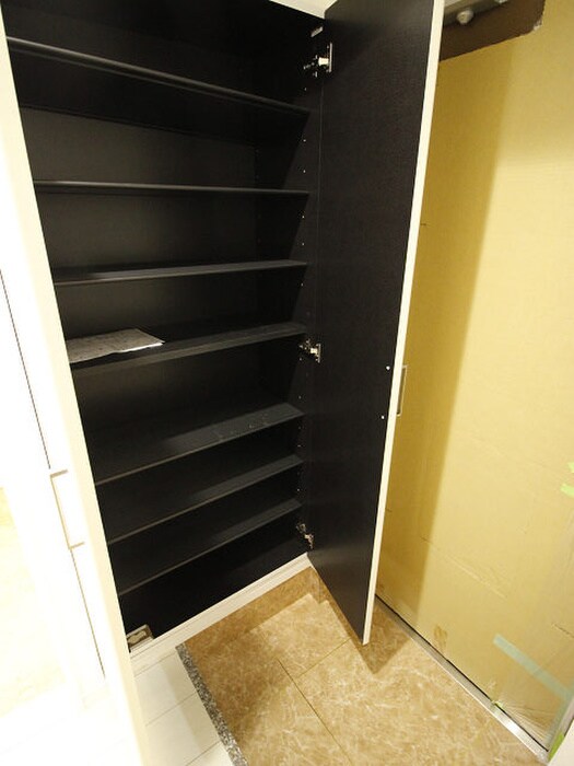 物件内観写真17　(靴箱)