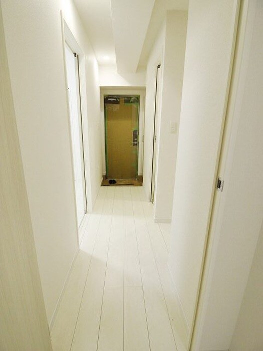 物件内観写真19　(廊下)