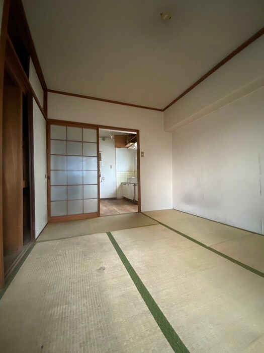 物件内観写真9　(居室)