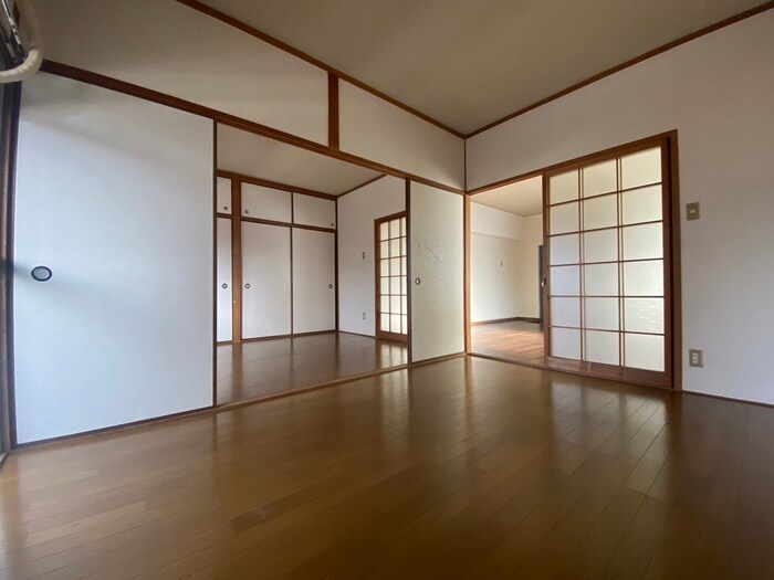 物件内観写真10　(居室)