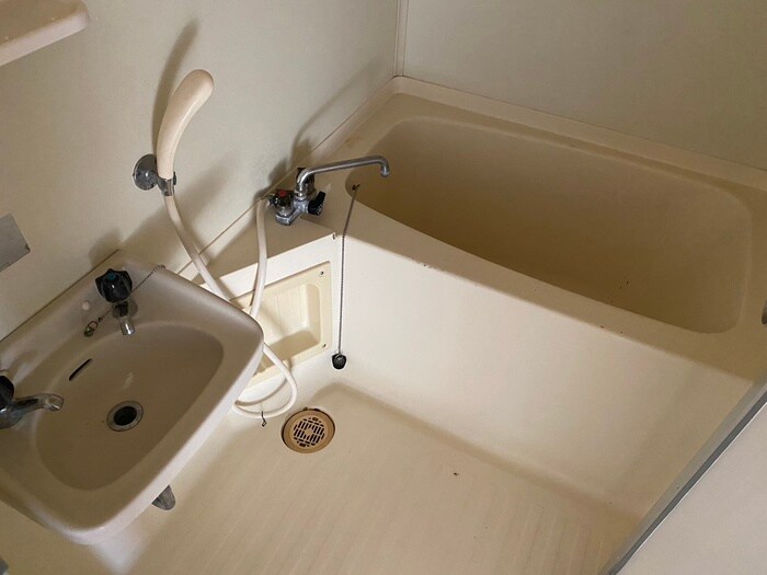 物件内観写真12　(バス／シャワールーム等)