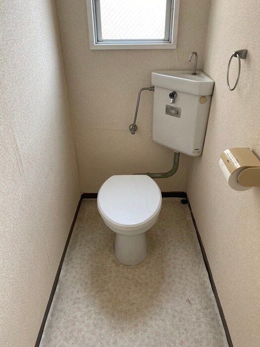 物件内観写真14　(トイレ)