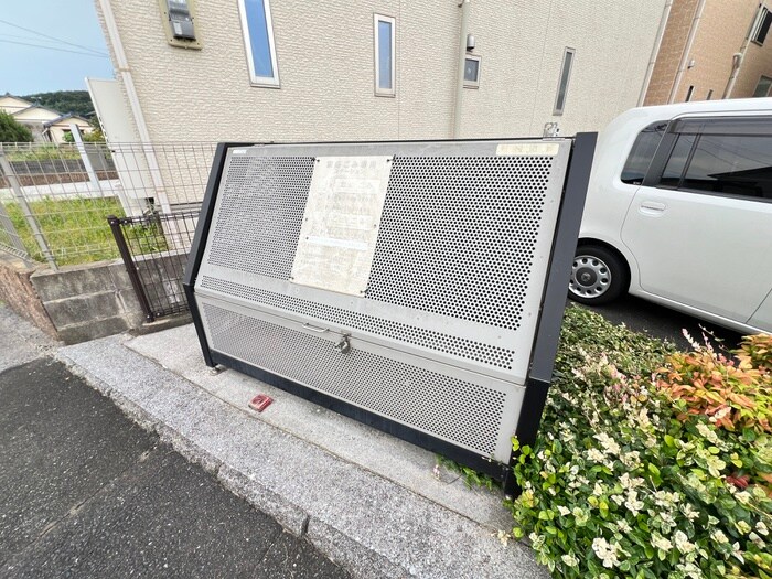 物件外観写真4　(建物設備)