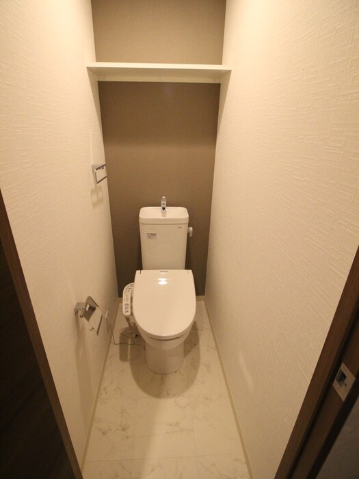 物件内観写真14　(トイレ)