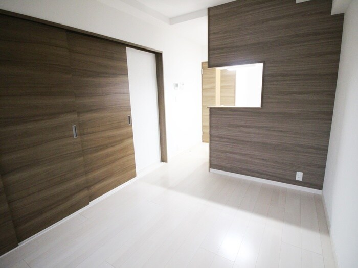 物件内観写真14　(居室)