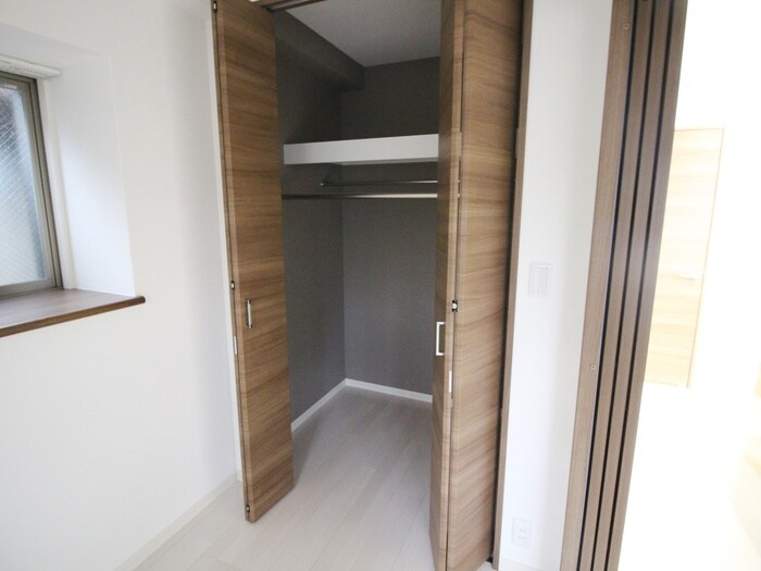 物件内観写真16　(収納)