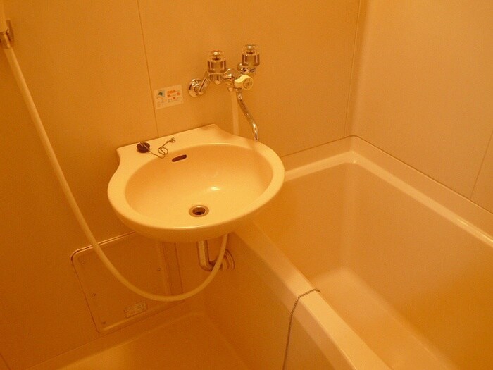 物件内観写真6　(洗面)