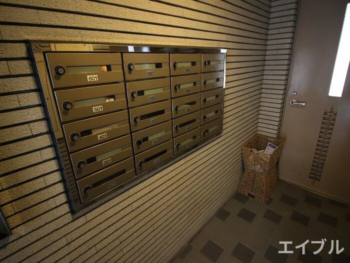 物件外観写真4　(建物設備)