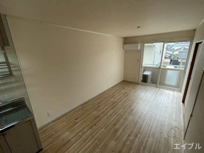 物件内観写真4　(居室)