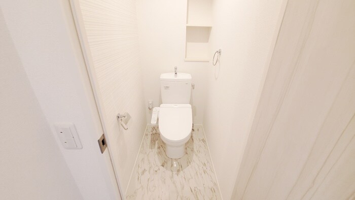 物件内観写真17　(トイレ)