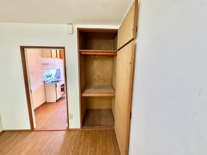 物件内観写真13　(収納)