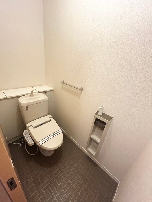 物件内観写真9　(トイレ)