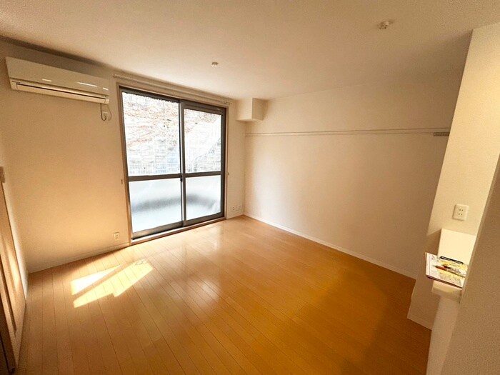 物件内観写真15　(居室)