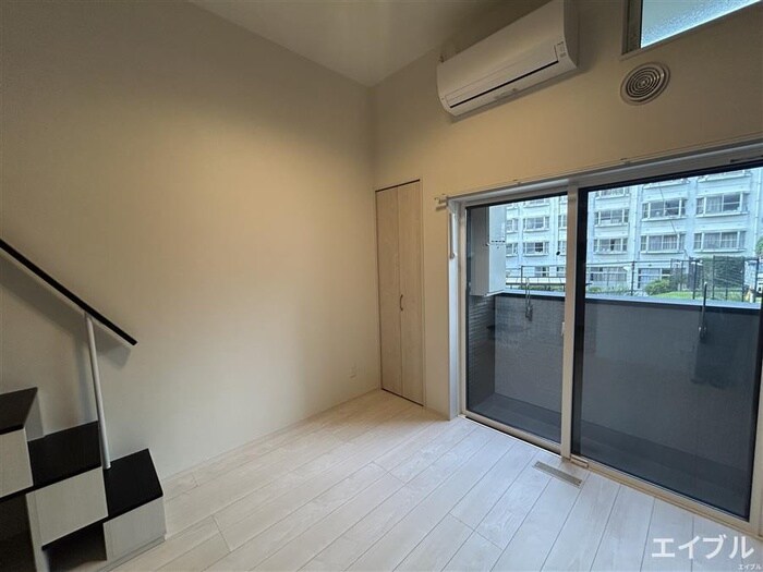 物件内観写真8　(居室)