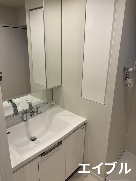 物件内観写真11　(洗面)