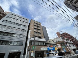 国松ビル外観写真