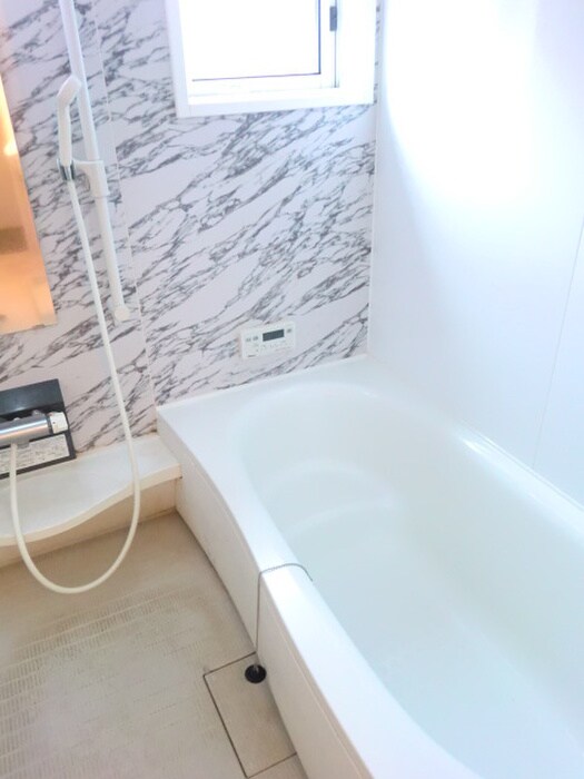 物件内観写真4　(バス／シャワールーム等)