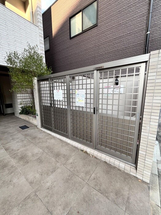 物件外観写真4　(建物設備)