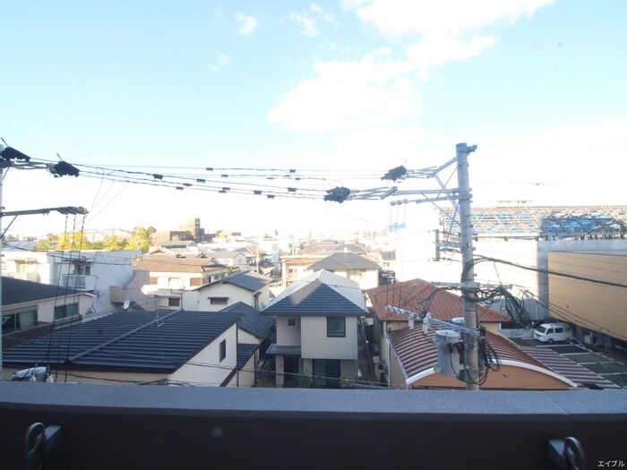 物件内観写真22　(室内からの展望)