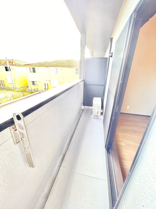 物件内観写真12　(ベランダ・バルコニー)