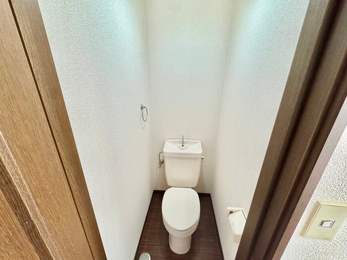 物件内観写真7　(トイレ)