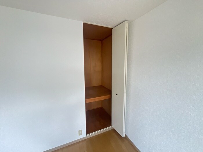 物件内観写真8　(収納)