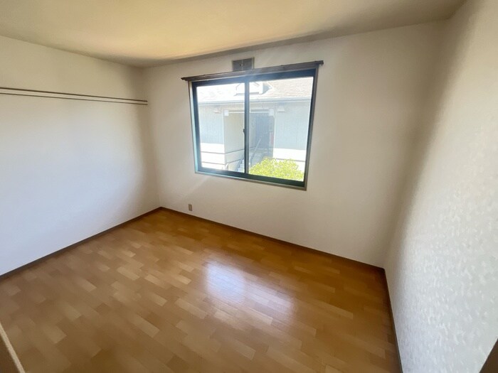 物件内観写真17　(居室)