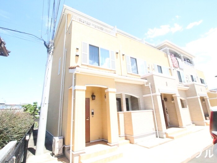 物件外観写真1　(外観写真)