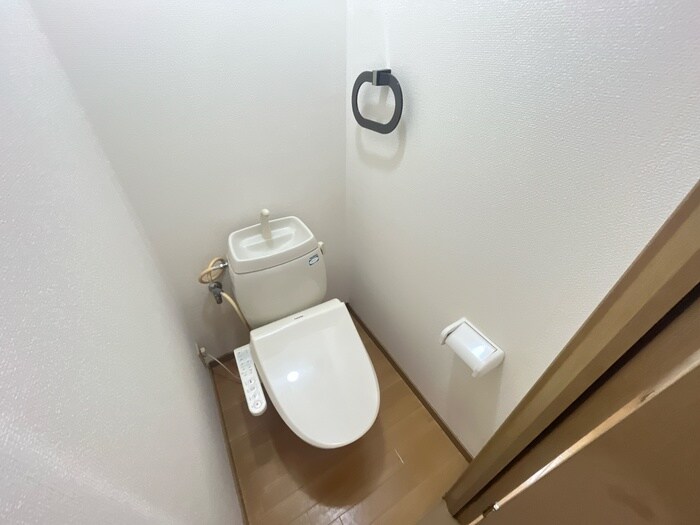 物件内観写真12　(トイレ)