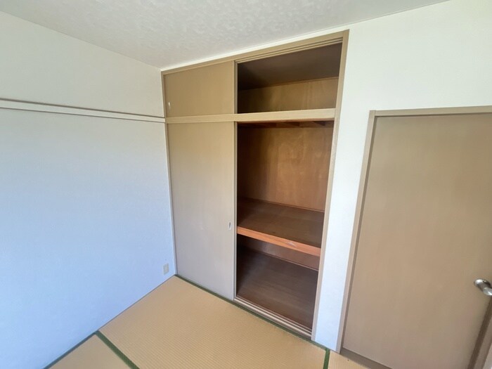 物件内観写真18　(収納)
